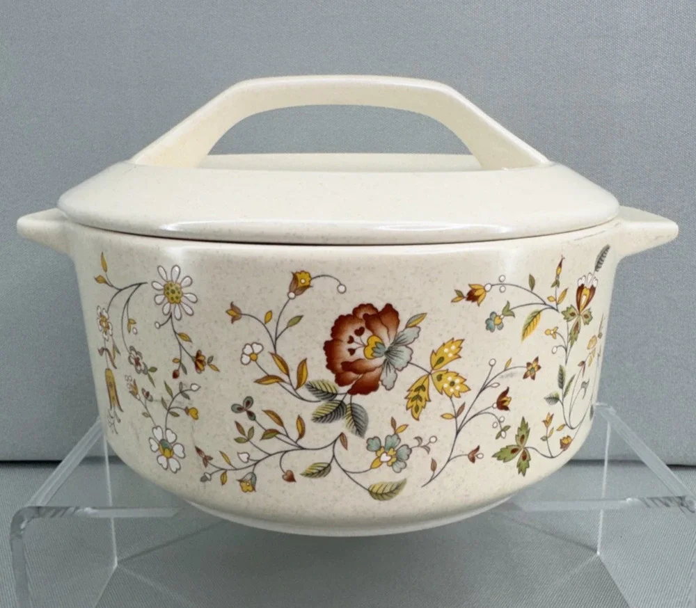 Vintage Lenox Temper-Ware Merriment 1.25 Qt Casserole Dish w Lid Vegetable
